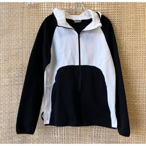 PUMA size Medium Black White Color Contrast Hoodie Jacket